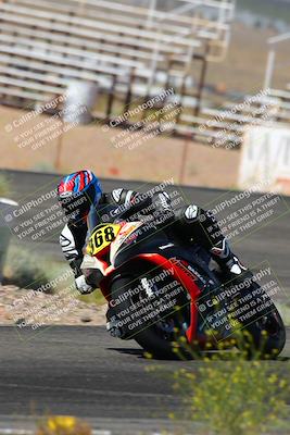 media/Jun-04-2022-WERA (Sat) [[b852bbbd55]]/Practice Races/5-750cc and up novices/